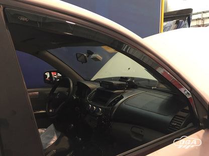 Deflectores de viento MITSUBISHI L 200 Double Cab (2006-2015) para versión de 4 puertas