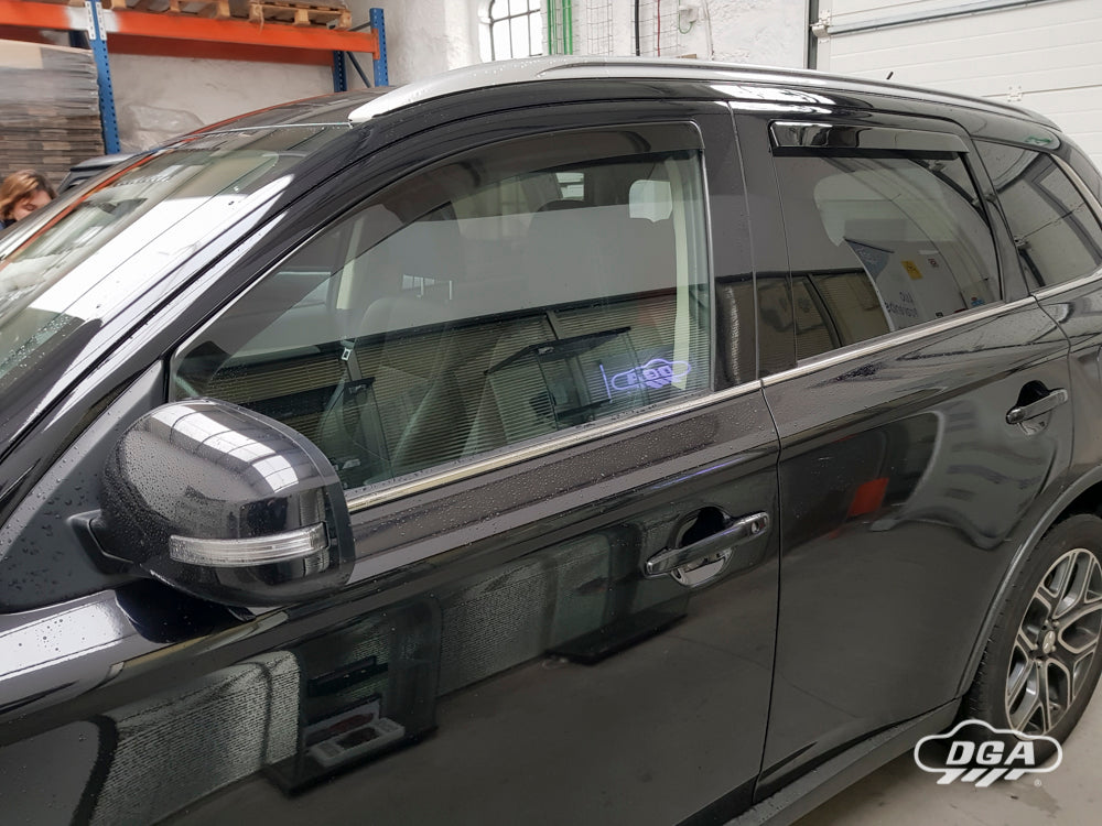 Deflectores de viento MITSUBISHI OUTLANDER (2012 >) para versión de 5 puertas