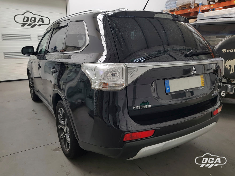 Deflectores de viento MITSUBISHI OUTLANDER (2012 >) para versión de 5 puertas