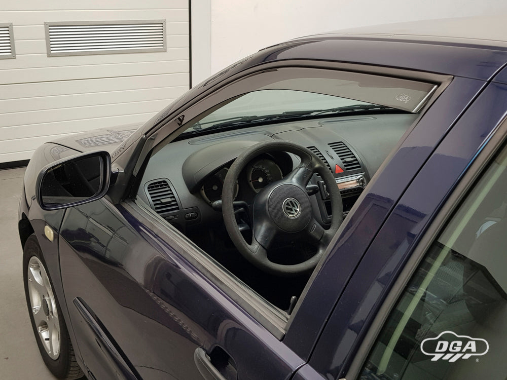 Chuventos aplicados em veículo Volkswagen - referência 24011