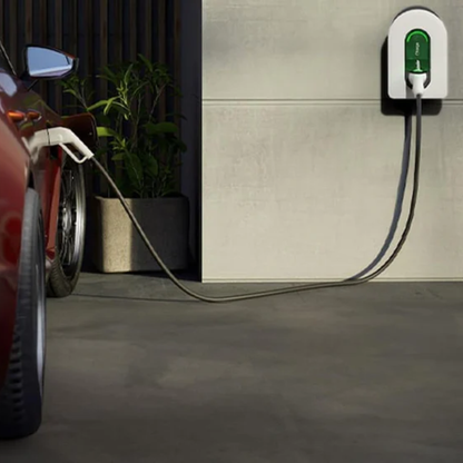 Wallbox Schneider Electric 11 kW Trifásica – App Wiser – Tipo 2 – Cabo 5 m