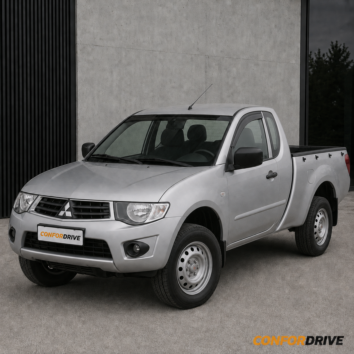 MITSUBISHI TRITON Club Cab (2006-2015) para versão de 2 portas com chuventos dianteiros CONFORDRIVE