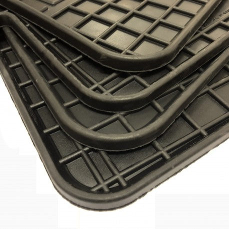 Tapetes de borracha Volkswagen Golf 8 eTSI 2020–presente